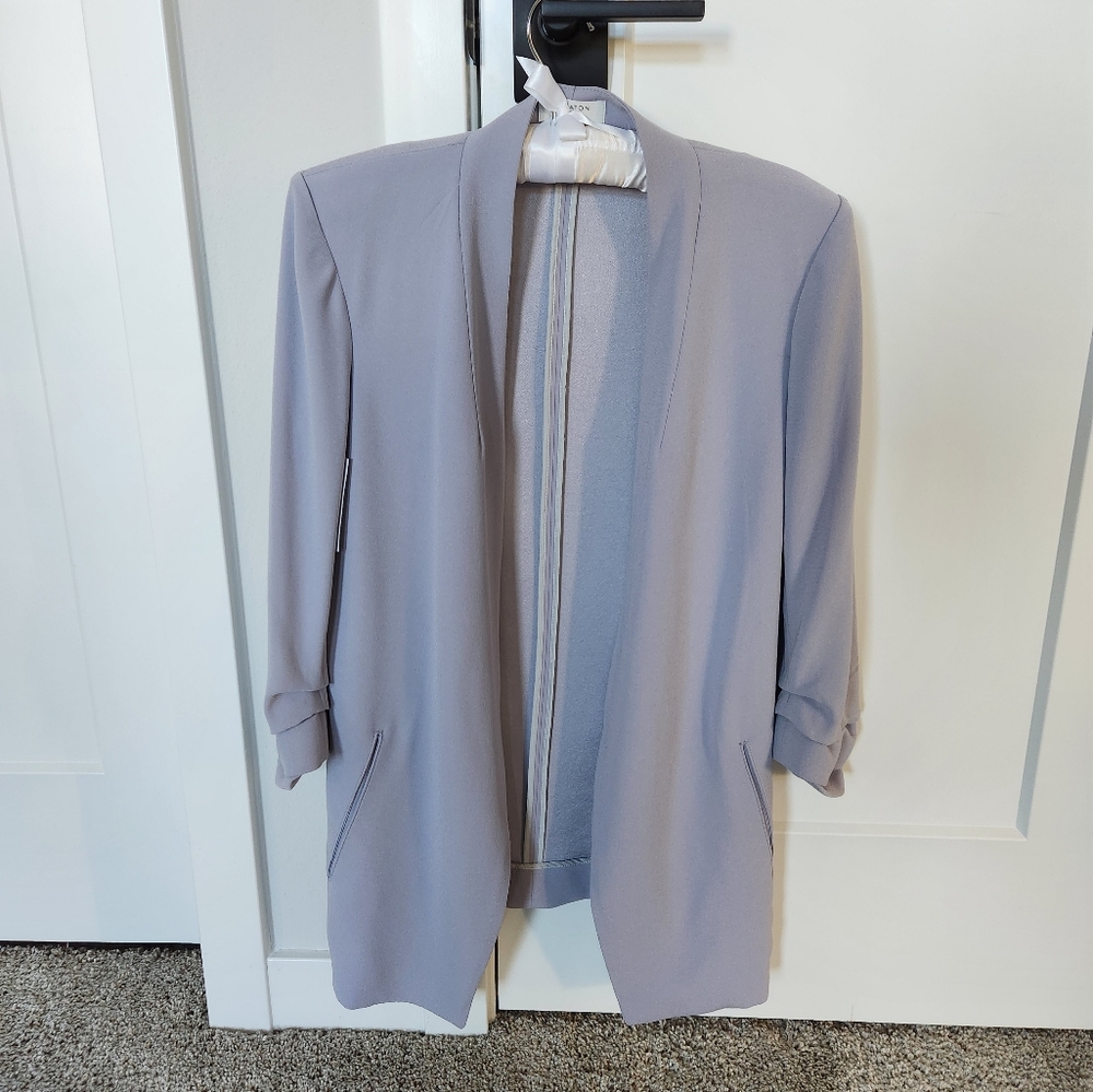 NWT Aritzia Power Blazer in Lilac Grey, Size 8